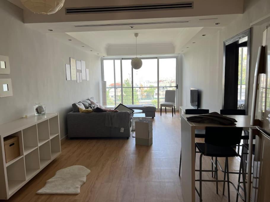 Ronza Elegant Apartment عمان المظهر الخارجي الصورة